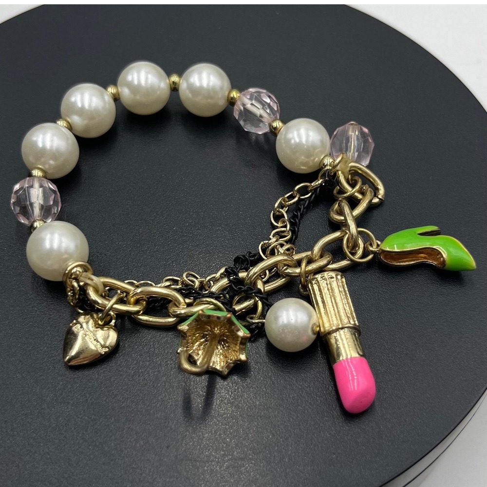 Betsey Johnson MultiStrand Stretch
Pink Lipstick Green Umbrella Charm Bracelet